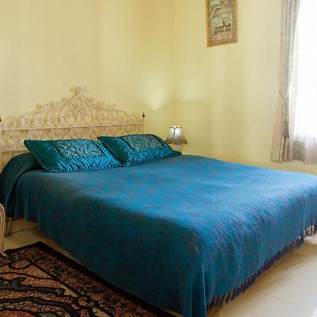 Baruah Bhavan Homestay Guwahati Buitenkant foto