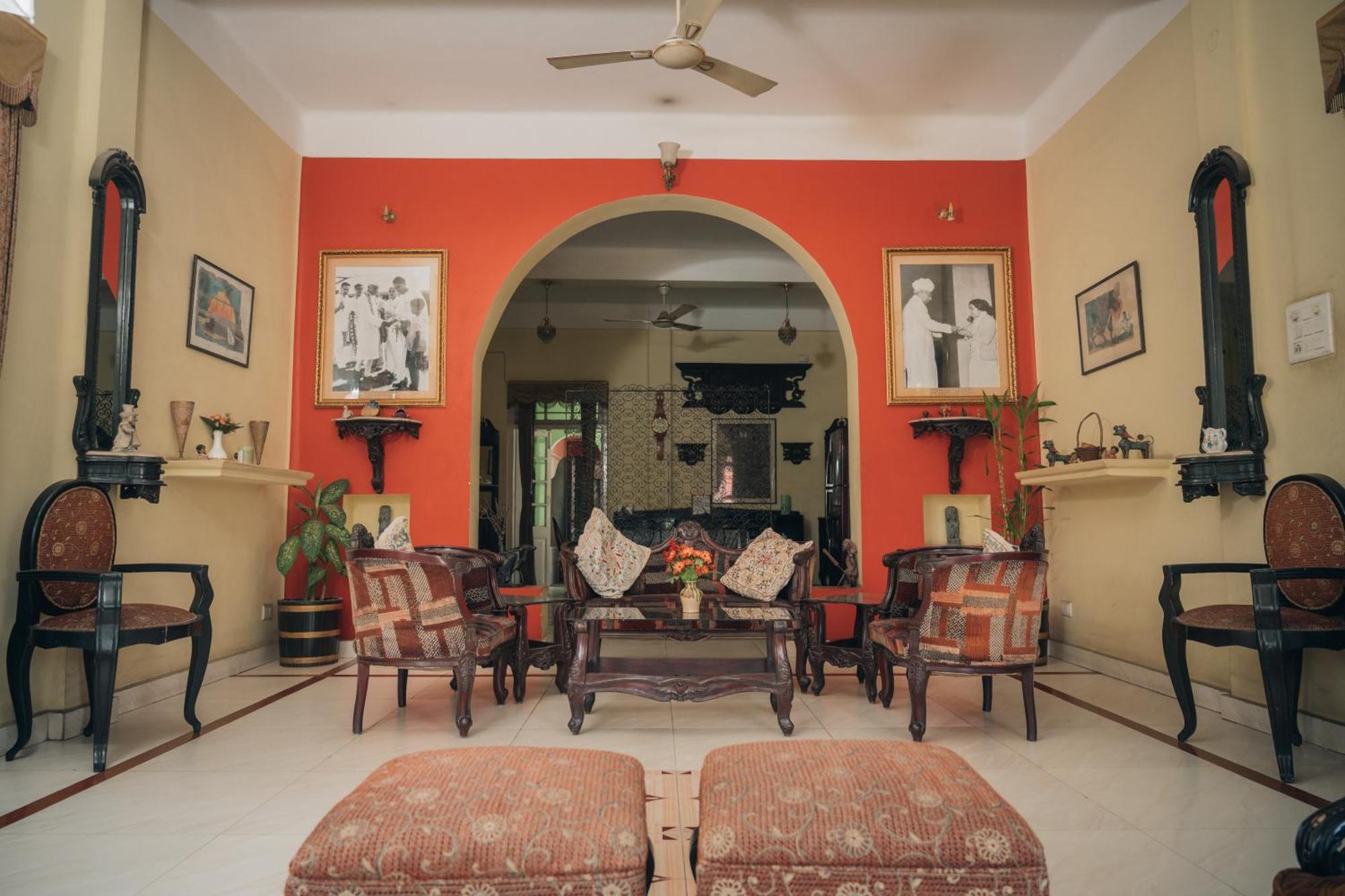 Baruah Bhavan Homestay Guwahati Buitenkant foto