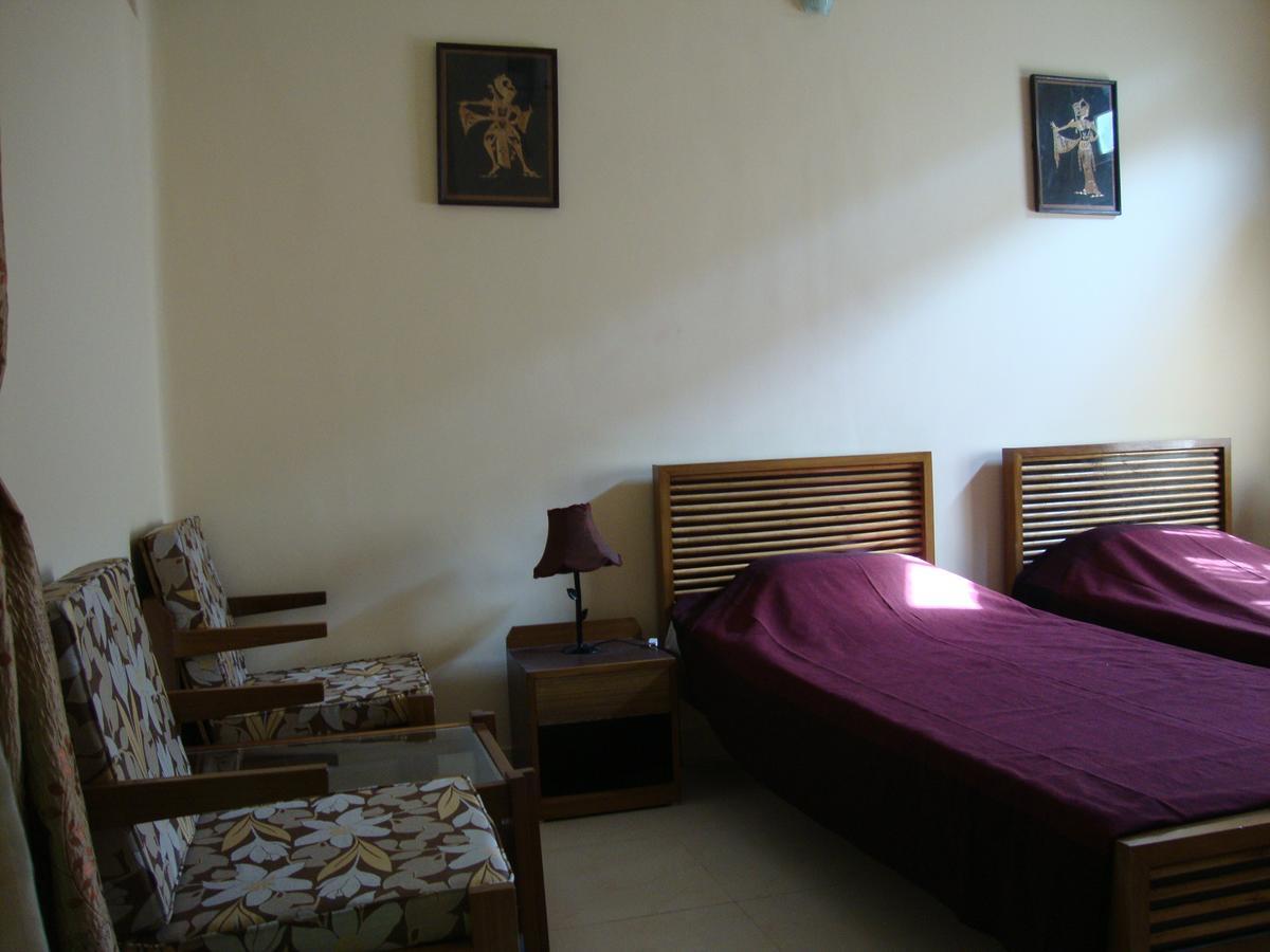 Baruah Bhavan Homestay Guwahati Buitenkant foto